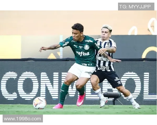 比分激战再掀高潮两队鏖战至最后一刻胜负悬念令人屏息